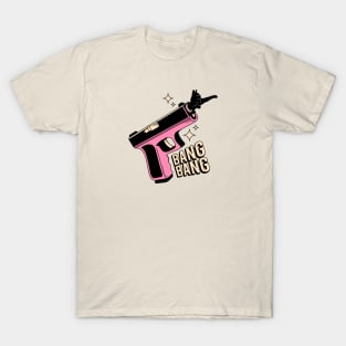 Bang Bang Black Cat in beige T-Shirt